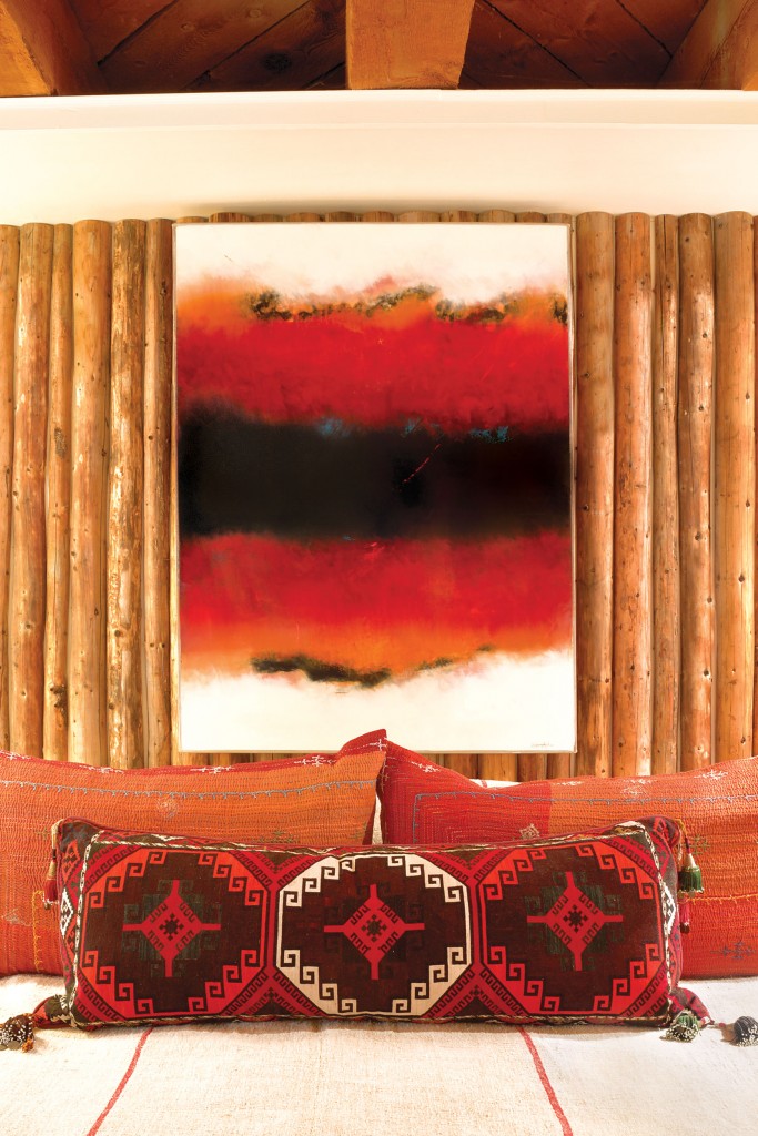 victory_red_headboard_painting